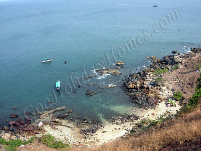 Pequeno / Bat Island in Goa in Goa